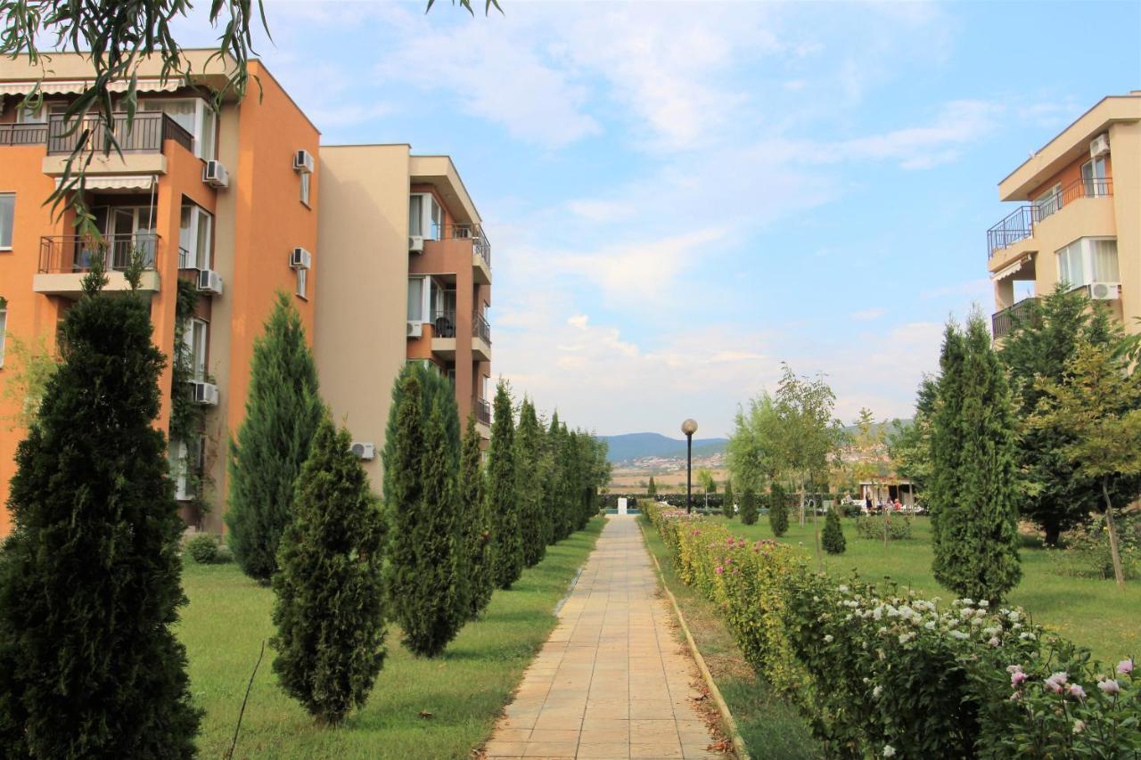 Holiday-Orchid Menada Apartments Slantschew brjag Exterior foto