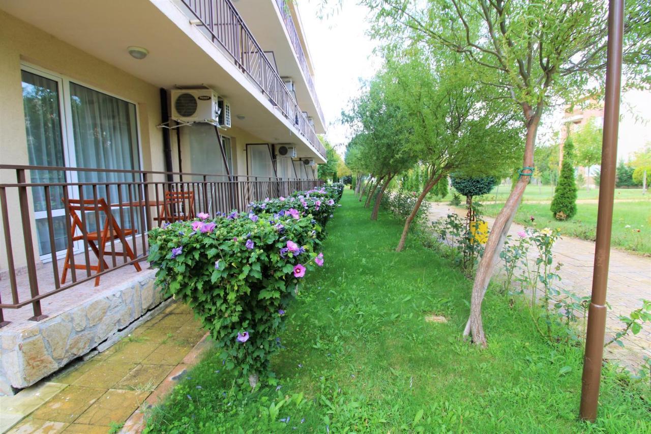 Holiday-Orchid Menada Apartments Slantschew brjag Exterior foto